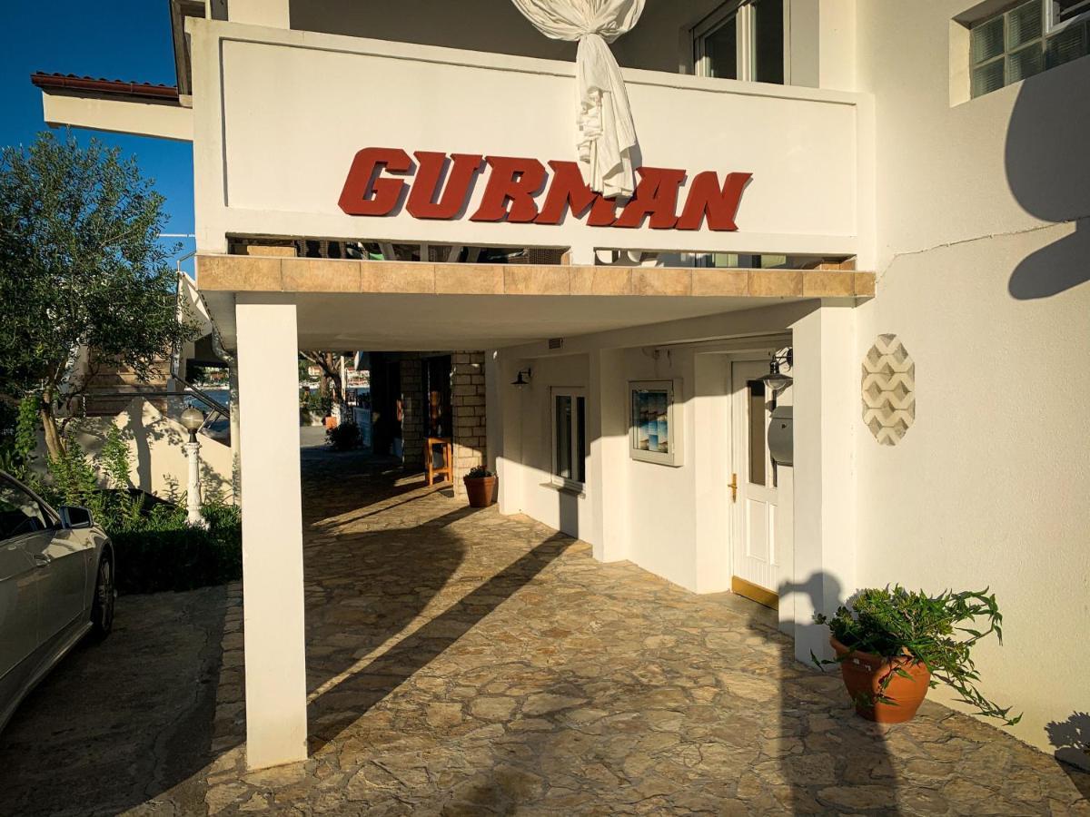 Apartments Gurman Supetarska Draga Eksteriør billede